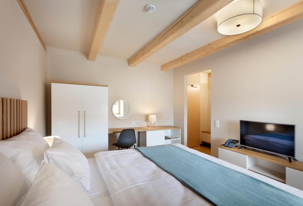 Hotel Kleis Cvikov Eksteriør billede