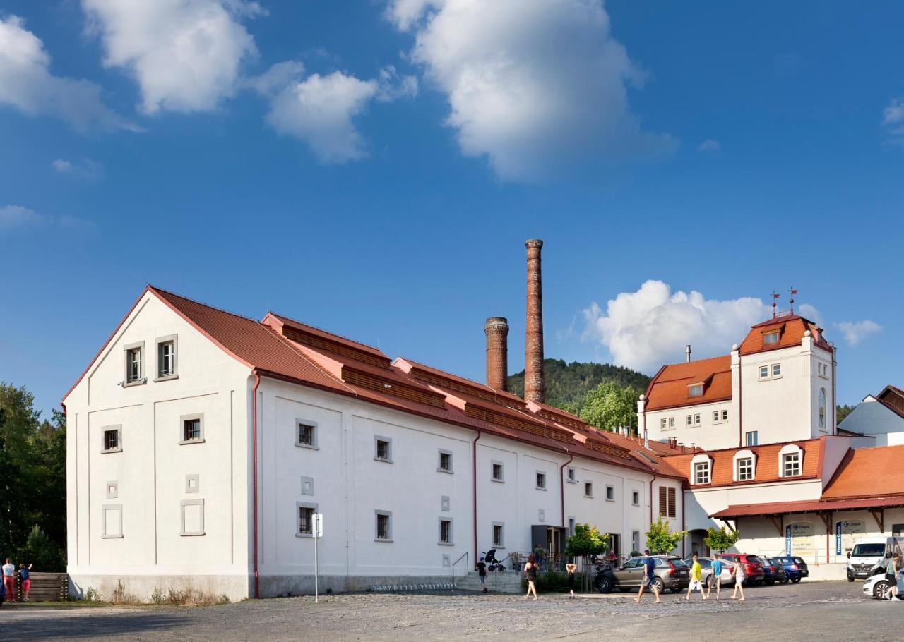 Hotel Kleis Cvikov Eksteriør billede